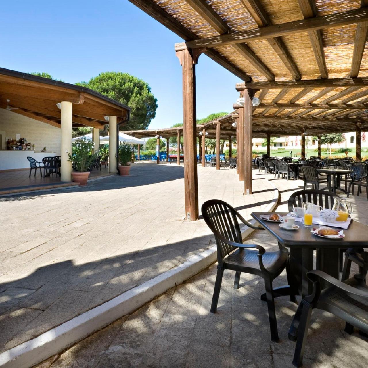 Th Marina Di Pisticci - Ti Blu Village Εξωτερικό φωτογραφία